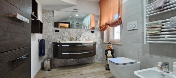 9-Zimmer Haus in Torrazza Piemonte, Italy, Nr. 153185 24