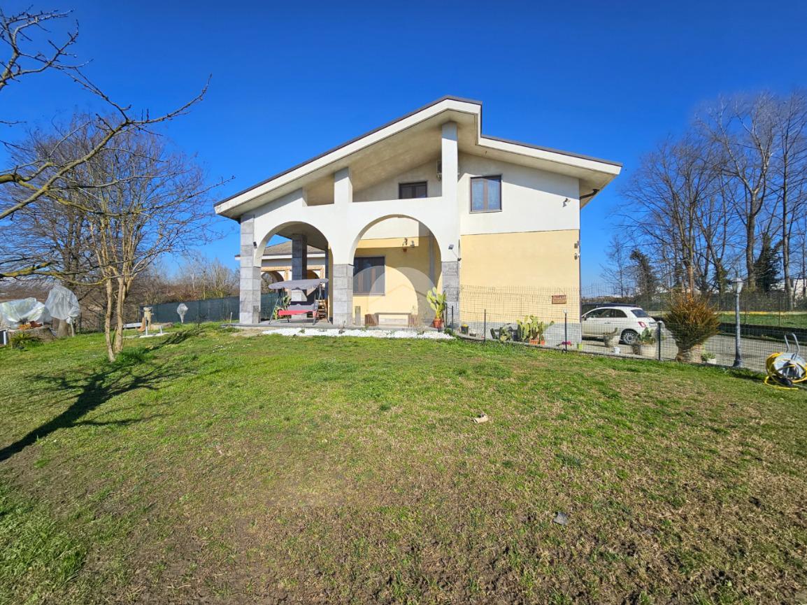 9-Zimmer Haus in Torrazza Piemonte, Italy, Nr. 153185