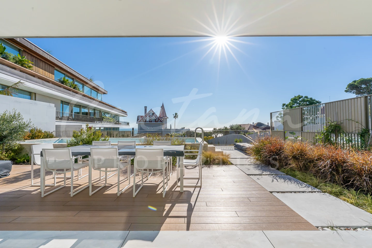 Apartamento de 2 dormitorios en Cascais, Portugal No. 177837