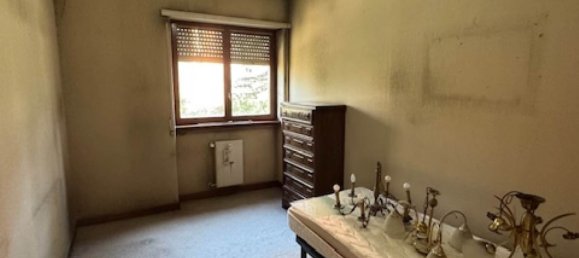 5 rooms Apartment in Rome, Italy No. 10594 18