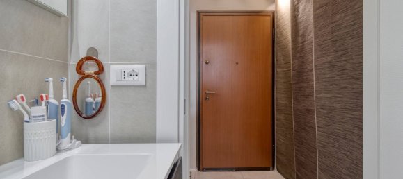 2 bedrooms Apartment in Bologna, Italy No. 378280 15