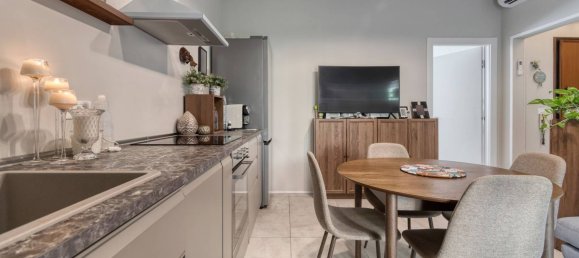 2 bedrooms Apartment in Bologna, Italy No. 378280 5