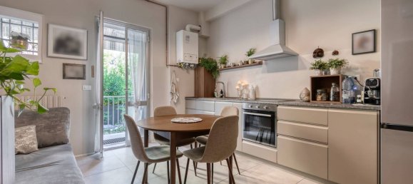 2 bedrooms Apartment in Bologna, Italy No. 378280 4