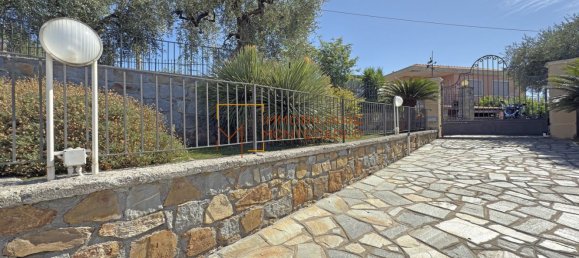 Villa de 7 dormitorios en Sanremo, Italy No. 322792 49