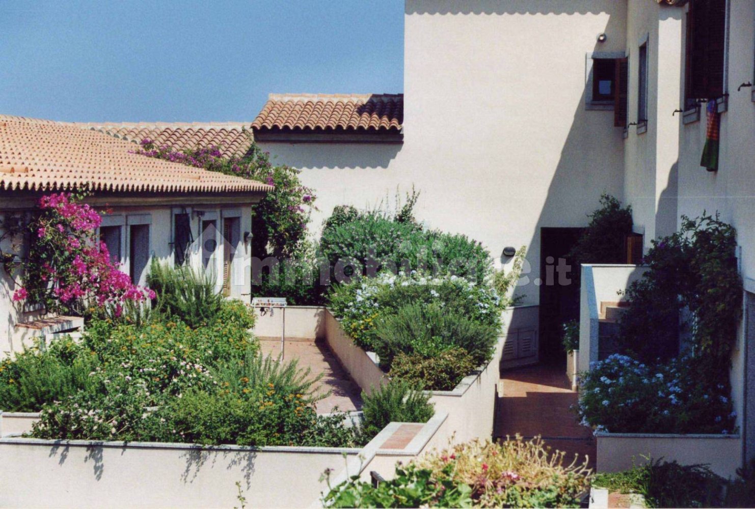 2-Zimmer Wohnung in Loiri Porto San Paolo, Italy, Nr. 268121