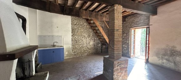 2 bedrooms Apartment in Città di Castello, Italy No. 153247 8
