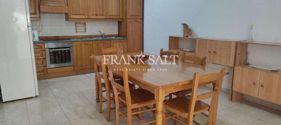 2 bedrooms Apartment in Sliema, Malta No. 1430 2