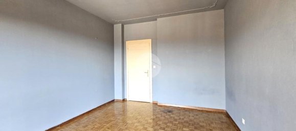 3 rooms Apartment in Torrazza Piemonte, Italy No. 2892 7