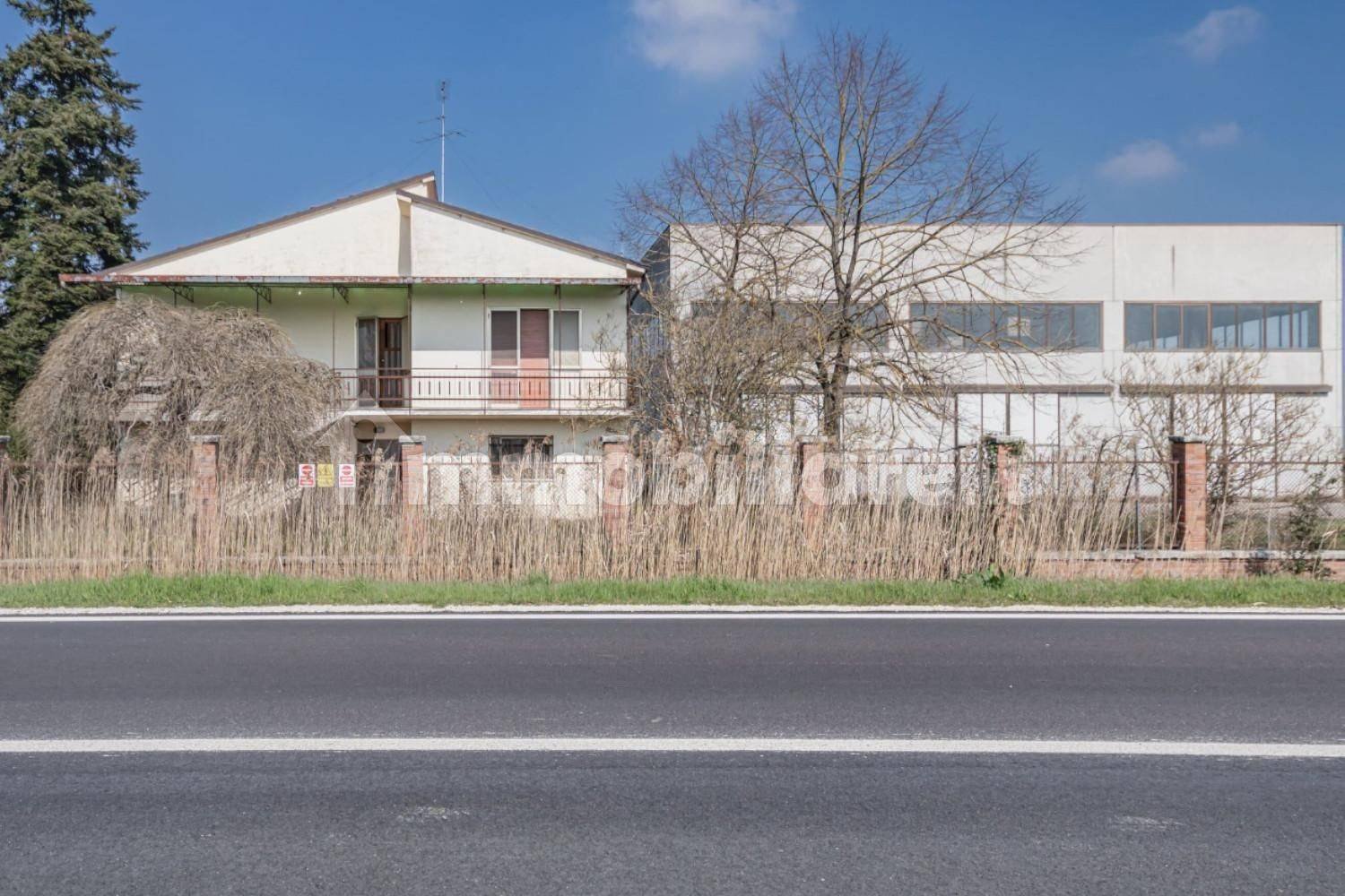 19234m² Warehouse in Conselice, Italy No. 318874