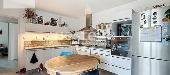 4 bedrooms Apartment in Miramas, France No. 319609 3