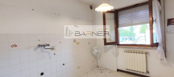 5 bedrooms Villa in Massarosa, Italy No. 331345 12