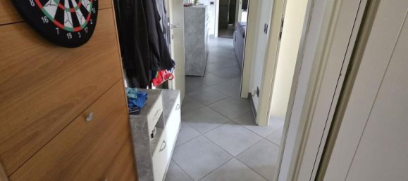 4 rooms Apartment in Carrara, Italy No. 31119 6