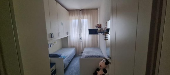 4 rooms Apartment in Carrara, Italy No. 31119 11