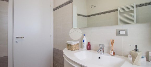 3 rooms Apartment in Garbagnate Milanese, Italy No. 314161 28