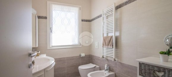 3 rooms Apartment in Garbagnate Milanese, Italy No. 314161 26