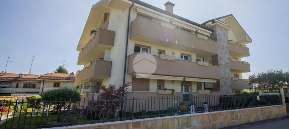 3 rooms Apartment in Garbagnate Milanese, Italy No. 314161 2