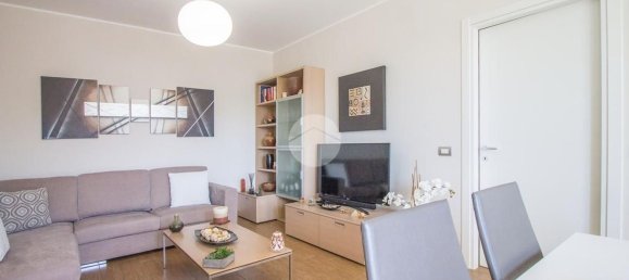 3 rooms Apartment in Garbagnate Milanese, Italy No. 314161 10