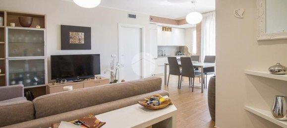 3 rooms Apartment in Garbagnate Milanese, Italy No. 314161 4