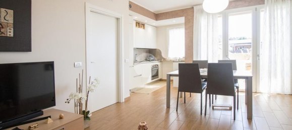 3 rooms Apartment in Garbagnate Milanese, Italy No. 314161 12