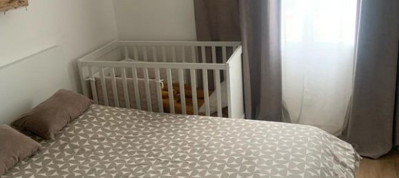 3 rooms Apartment in Sainte-Genevieve-des-Bois, France No. 330375 3