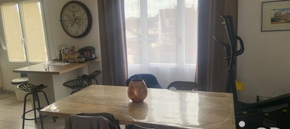 3 rooms Apartment in Sainte-Genevieve-des-Bois, France No. 330375 7