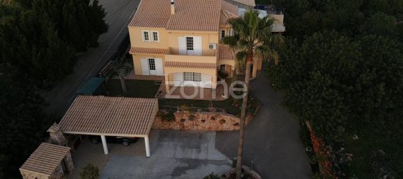 Casa T4 em Alte, Portugal N.º 112630 2