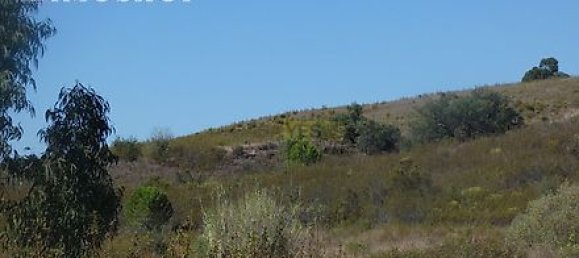 282m² Land in Mexilhoeira Grande, Portugal No. 38923 12