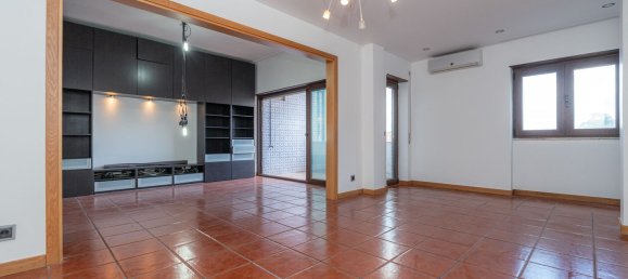 3 bedrooms Apartment in Coimbra, Portugal No. 15017 2