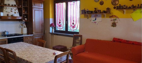 Villa de 4 habitaciónes en Mortara, Italy No. 5777 14