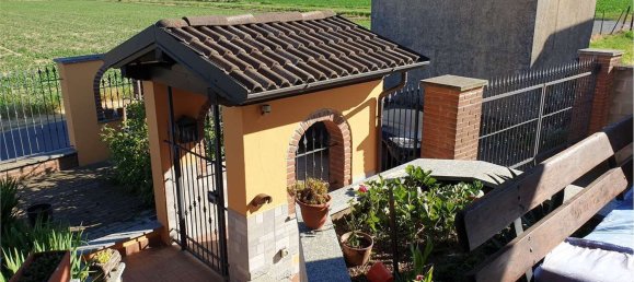 Villa de 4 habitaciónes en Mortara, Italy No. 5777 3