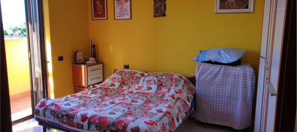 Villa de 4 habitaciónes en Mortara, Italy No. 5777 16