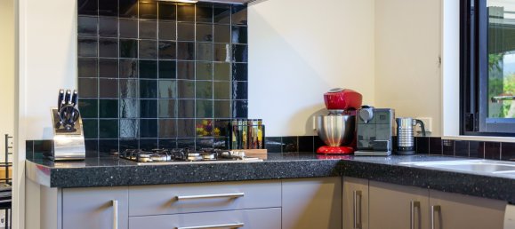 4 bedrooms House in Paraparaumu, New Zealand No. 110 15