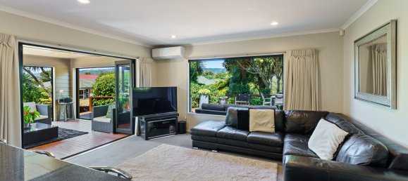 4 bedrooms House in Paraparaumu, New Zealand No. 110 12