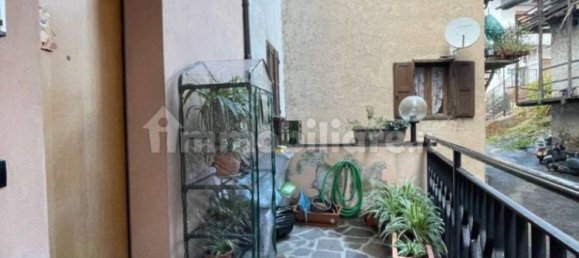 2 bedrooms House in Trento, Italy No. 90776 13