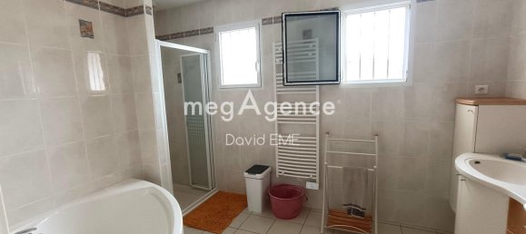 5 bedrooms House in Aizenay, France No. 106278 10