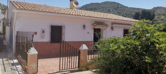 3 bedrooms House in Alcaucin, Spain No. 54817 2