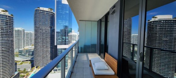 1 dormitorio propiedad comercial en venta en Miami, Miami-Dade, Florida, USA № 615379 9
