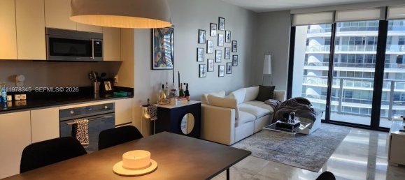 1 dormitorio propiedad comercial en venta en Miami, Miami-Dade, Florida, USA № 615379 21