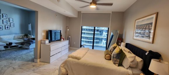 1 dormitorio propiedad comercial en venta en Miami, Miami-Dade, Florida, USA № 615379 16