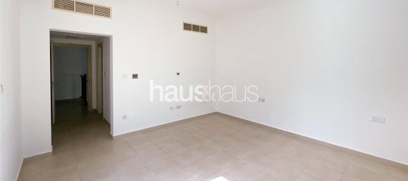 Villa de 5 dormitorios en Dubai Sports City, UAE No. 98562 5