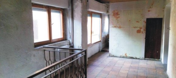 7-salle Maison à Paladina, Italy No. 19149 2