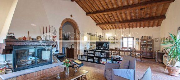 Casa de 9 dormitorios en Montepulciano, Italy No. 230389 19