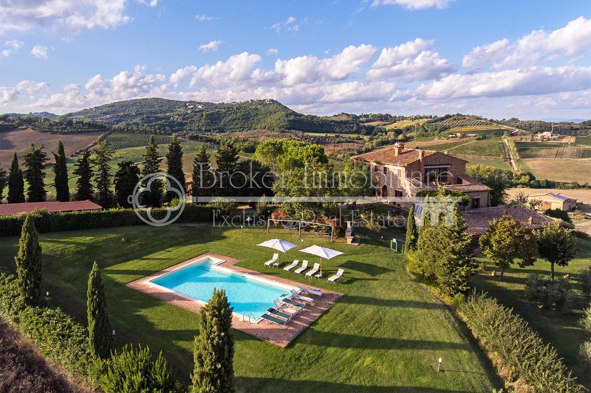 Casa de 9 dormitorios en Montepulciano, Italy No. 230389