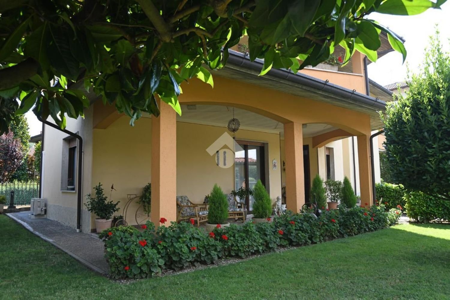 6-Zimmer Villa in Provaglio d'Iseo, Italy, Nr. 307618