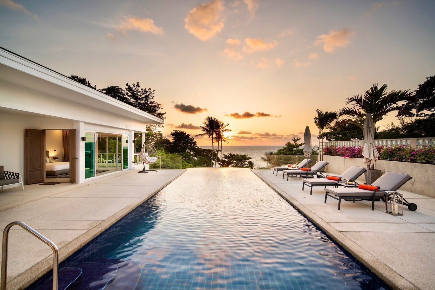 3 bedrooms Villa in Phuket, Thailand No. 68268