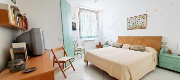 Casa de 4 divisões em Ameglia, Italy N.º 119119 11