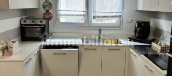 2 bedrooms Apartment in Milan, Italy No. 272567 27