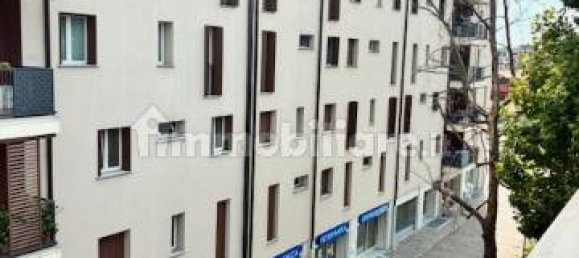 2 bedrooms Apartment in Milan, Italy No. 272567 26