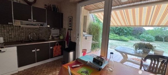 Casa de 5 dormitorios en Le Poinconnet, France No. 301823 7