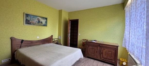 Casa de 5 dormitorios en Le Poinconnet, France No. 301823 8